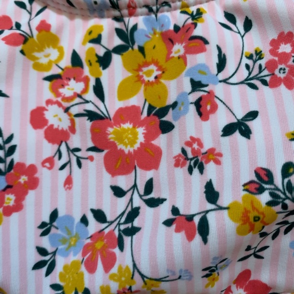 🌸FLORAL BIKINI🌸 - Picture 2 of 4